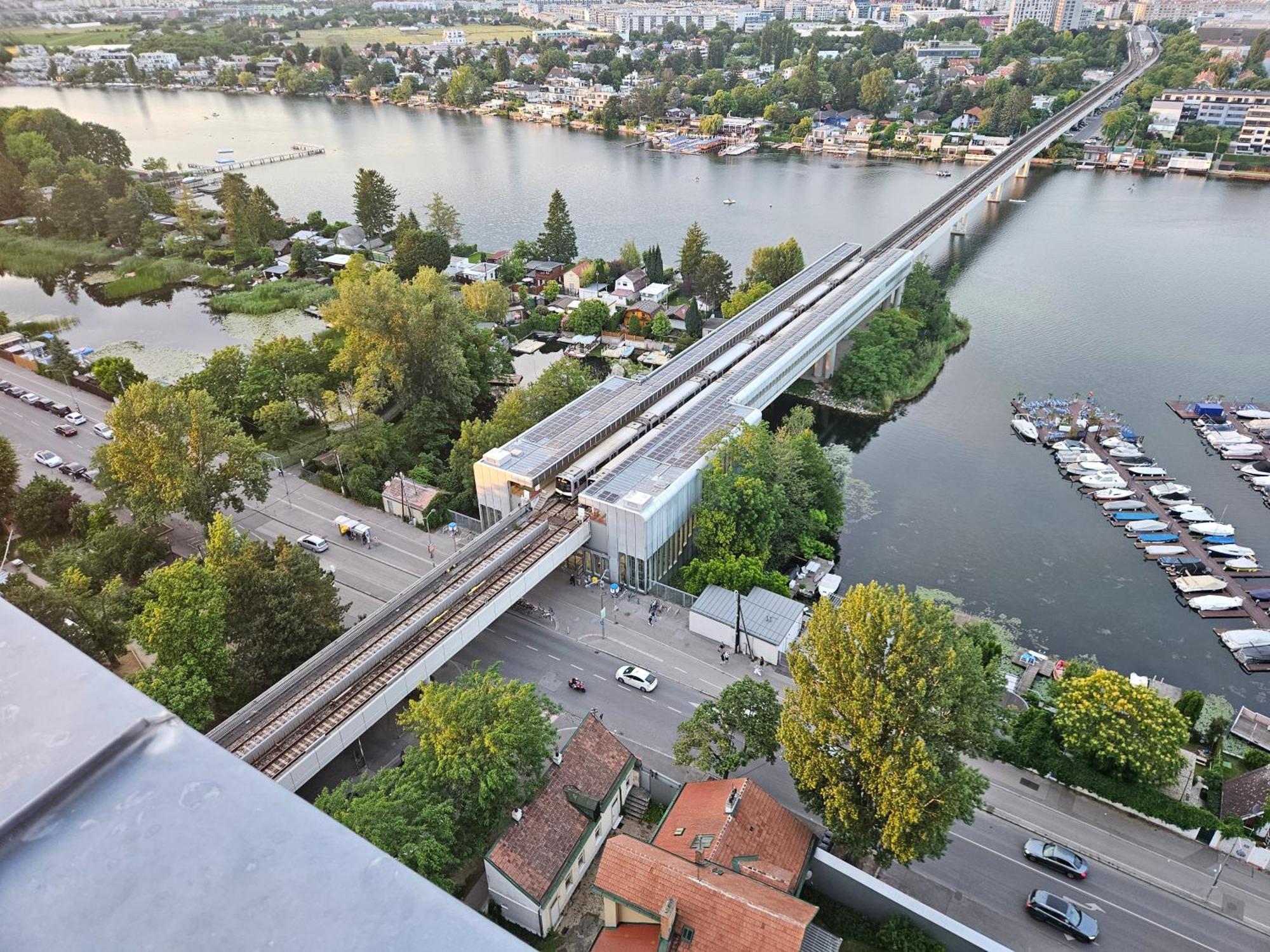 Yuki'S Place - Un-Vic, Danube Beach And Subway Near To Downtown 비엔나 외부 사진