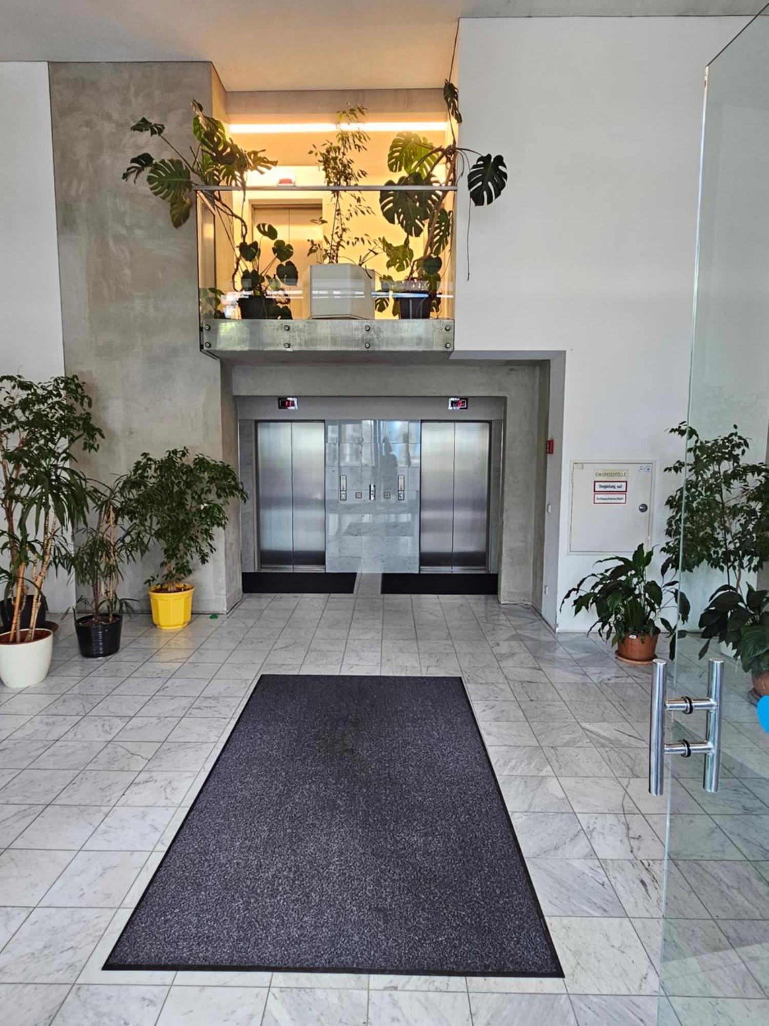 Yuki'S Place - Un-Vic, Danube Beach And Subway Near To Downtown 비엔나 외부 사진